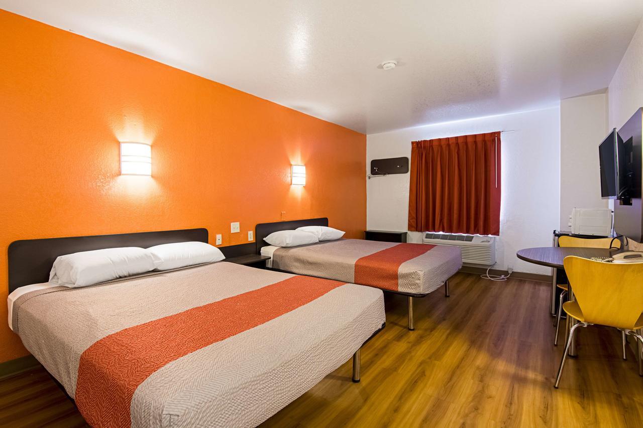 Motel 6 Little Rock South Экстерьер фото