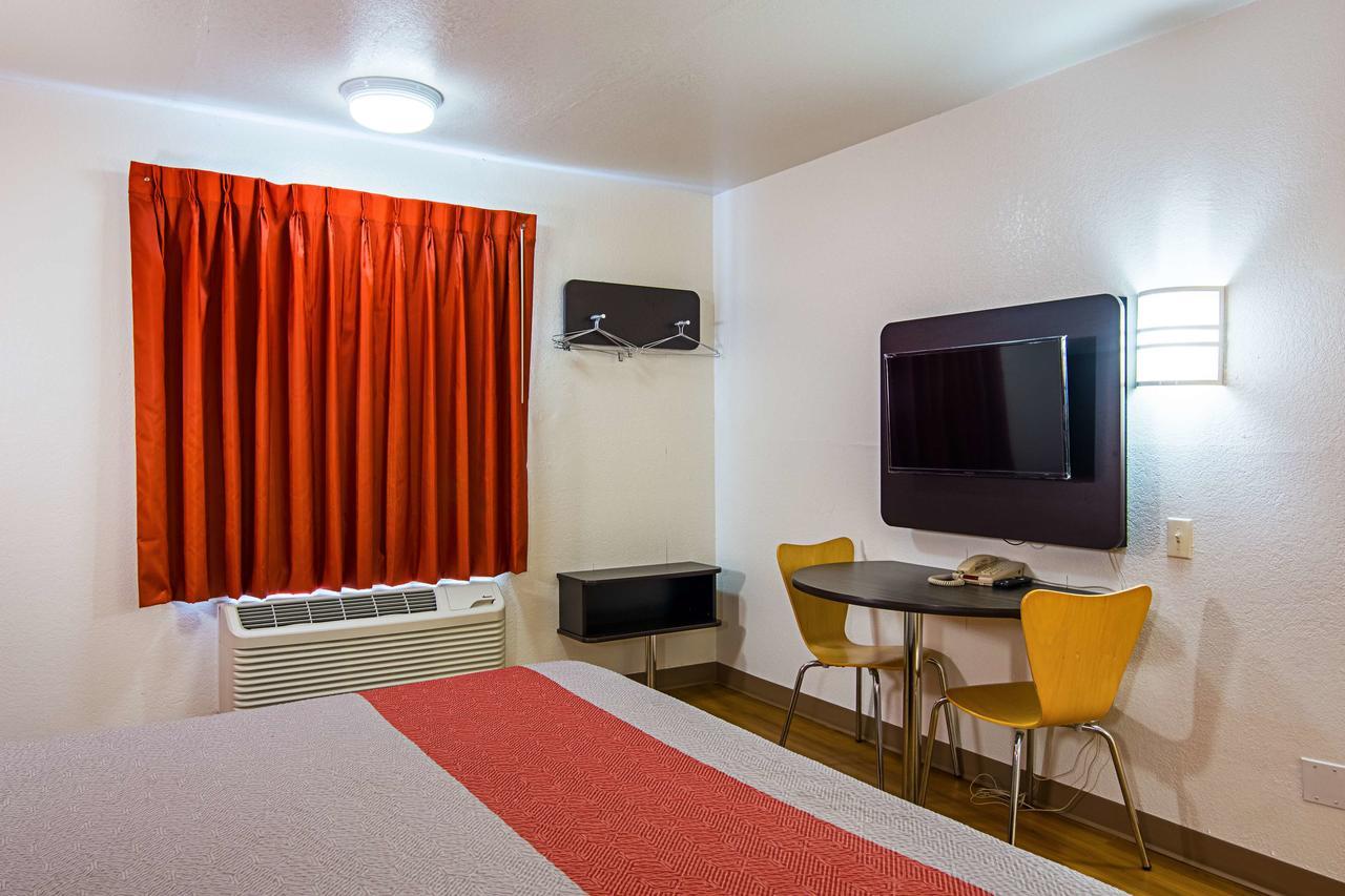 Motel 6 Little Rock South Экстерьер фото