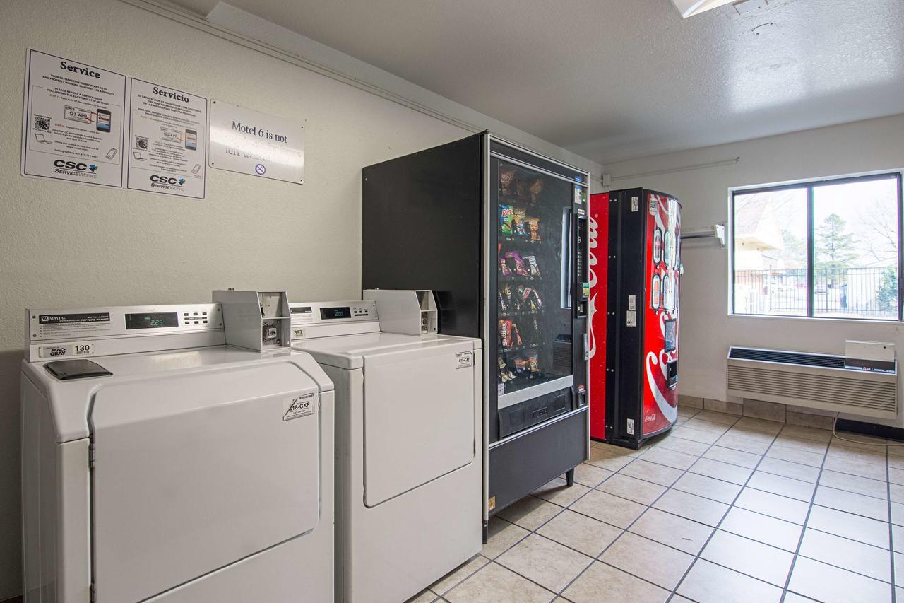 Motel 6 Little Rock South Экстерьер фото