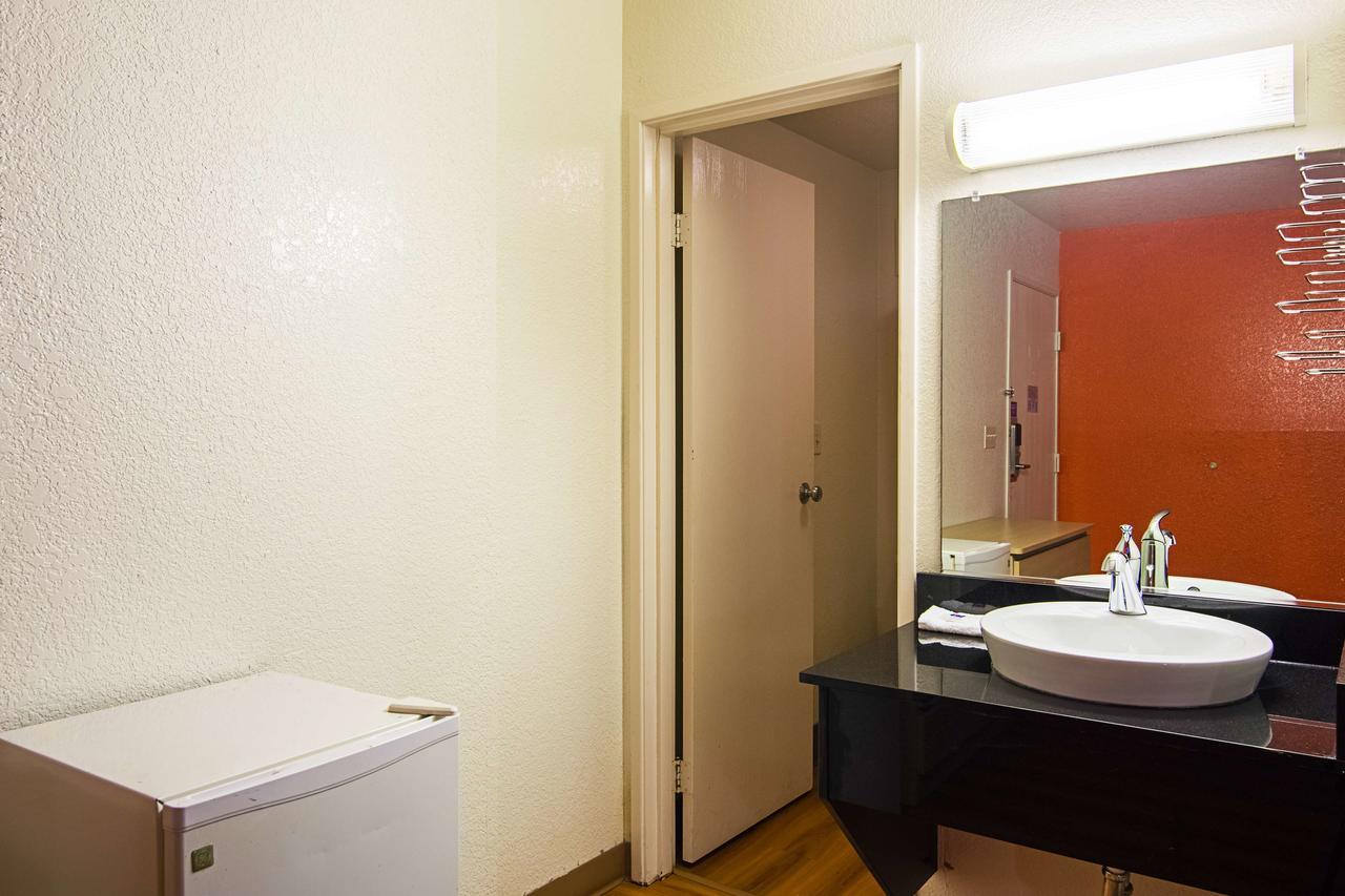 Motel 6 Little Rock South Экстерьер фото