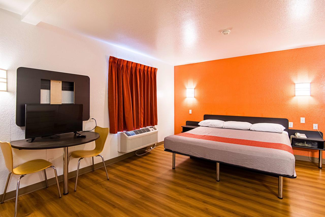 Motel 6 Little Rock South Экстерьер фото