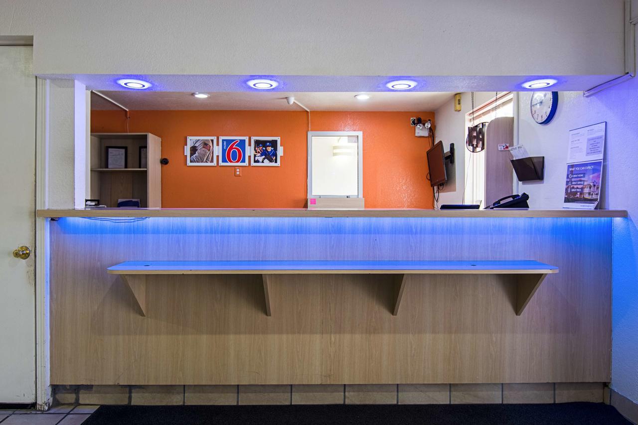 Motel 6 Little Rock South Экстерьер фото